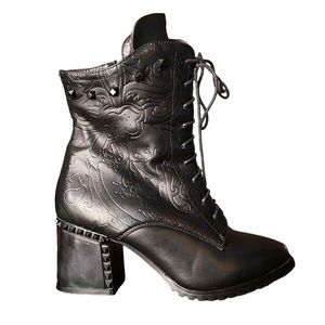 Witchy Western Style Genuine Leather Pointed Ankle Boots